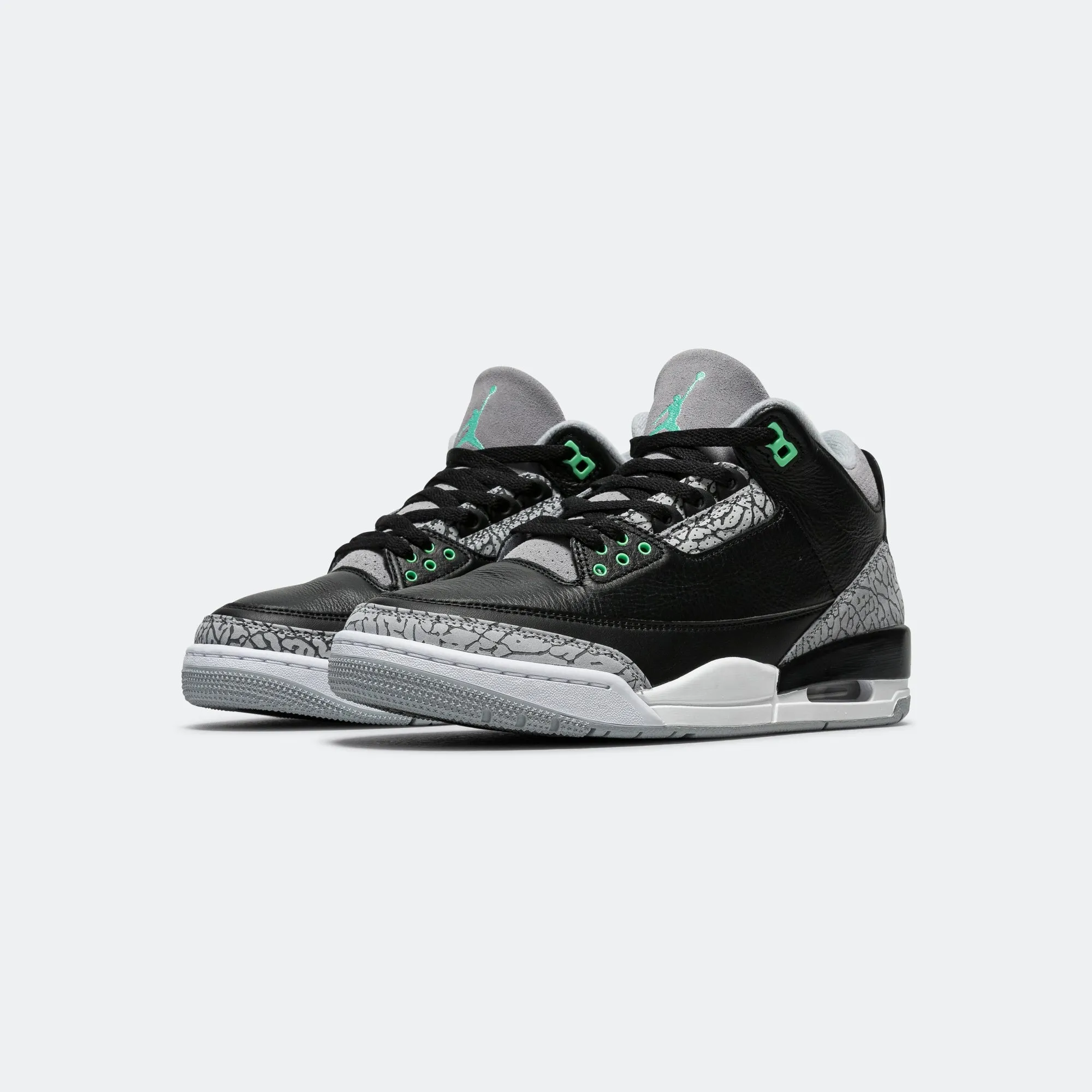 Air Jordan 3 Retro - Black/Green Glow-Wolf Grey-White