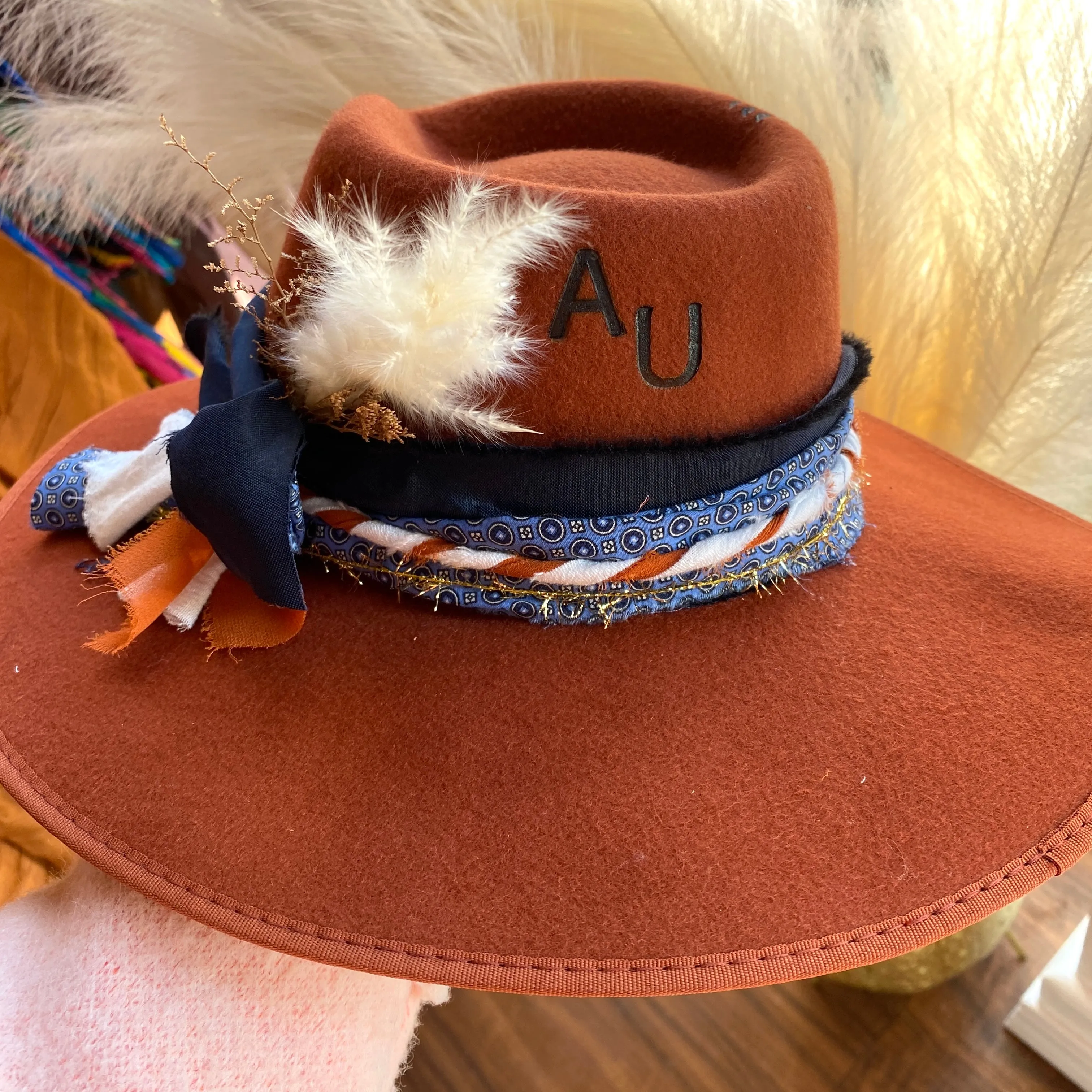 BURNED BRIMS AU HAT WITH TIGER MARKS