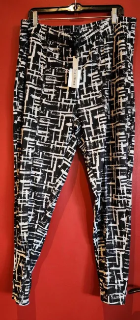 Coco   Carmen Black & White Abstract Print Jasmine Traveler Pants