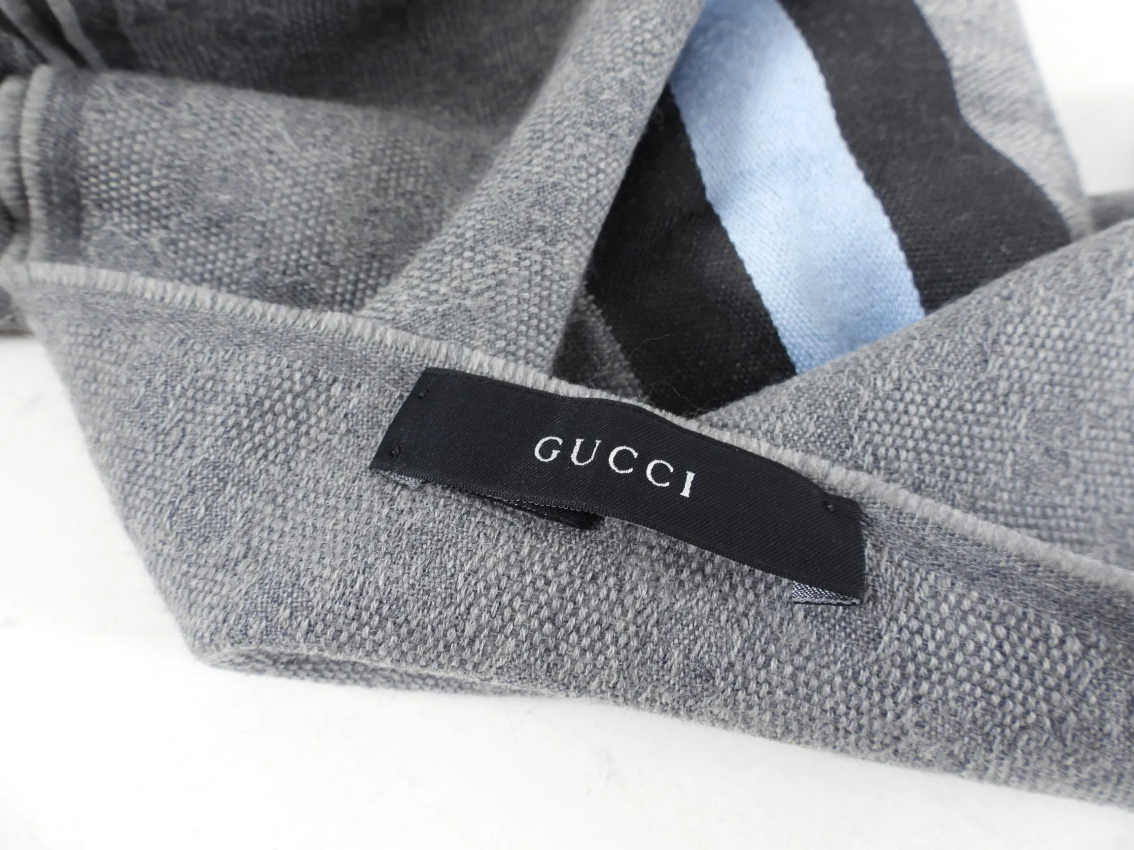 Optimized Title: Stylish Gucci Long Scarf with Grey and Blue Stripe Monogram Pattern