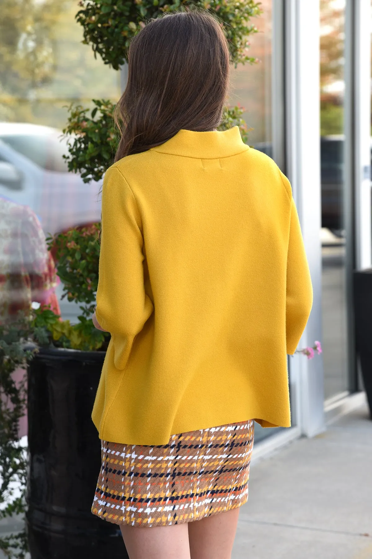 STAND OUT SWEATER -MUSTARD